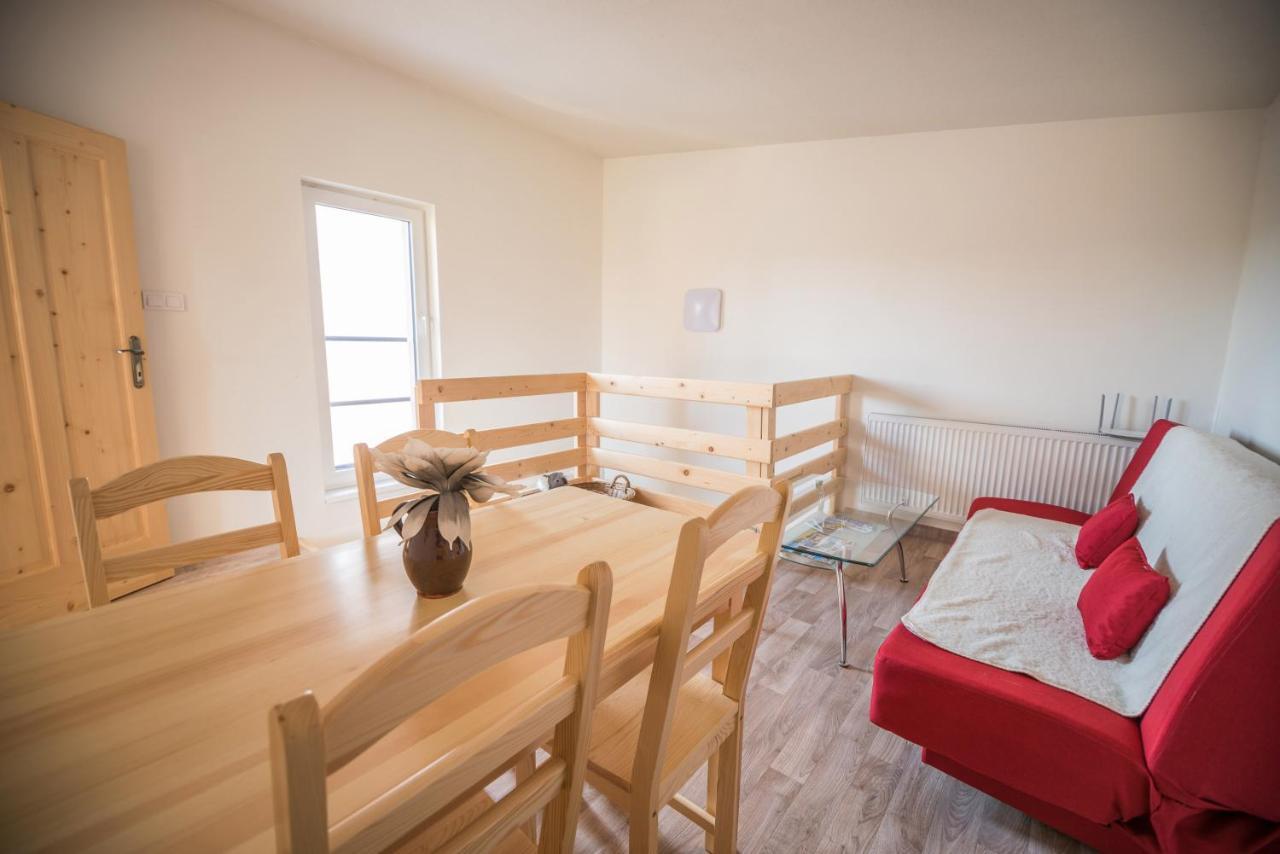 Apartman Emka Liptovský Mikuláš Eksteriør bilde